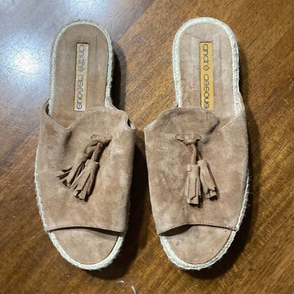 Andre Assous woman’s slip on tan leather tasseled sandal size 37 - Picture 1 of 8